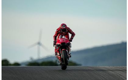 Six racetracks that are special to us
