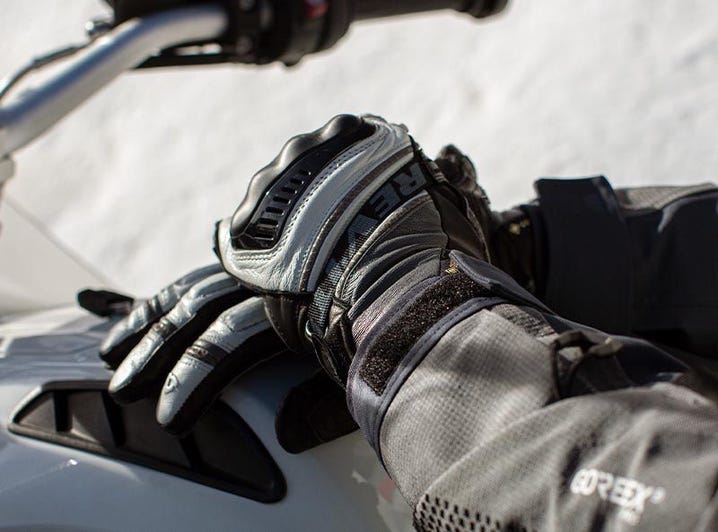 Gloves Dominator 3 GTX