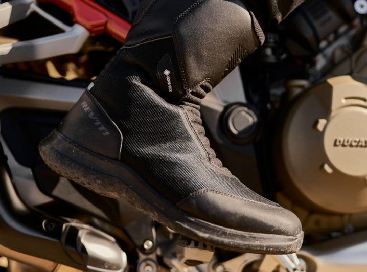 Boots Magnetic GTX