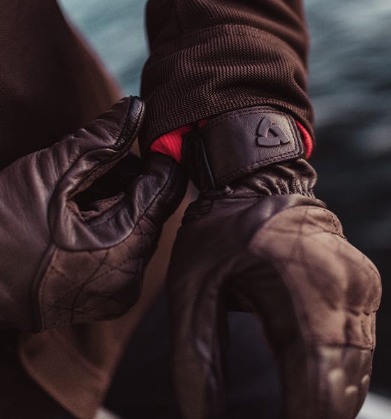 motorcycles gloves tracker